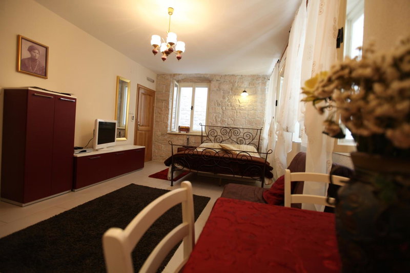 Tragurium & Salona Apartments, Trogir, Croatia