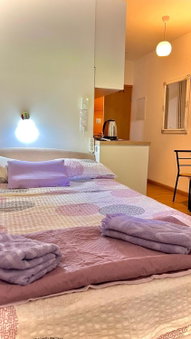 Apartments Neven, Omiš, Croatia