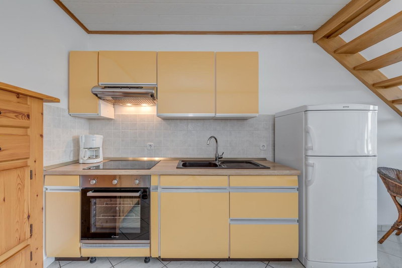 Beachfront apartment Milan, with balcony, Split, Croatia