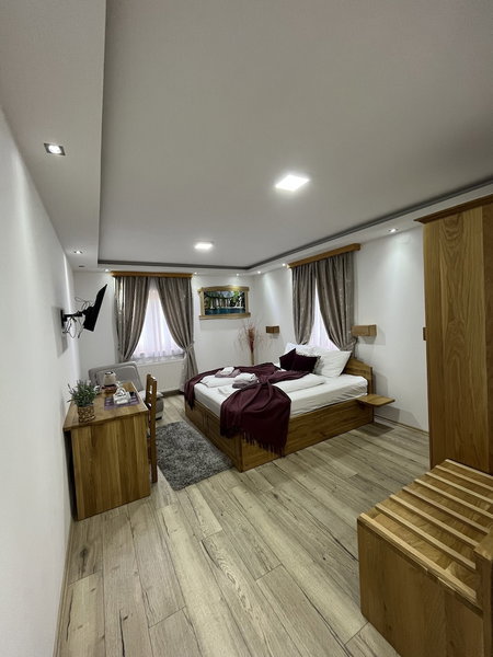 Rustic Inn River, Plitvicka Jezera, Croatia