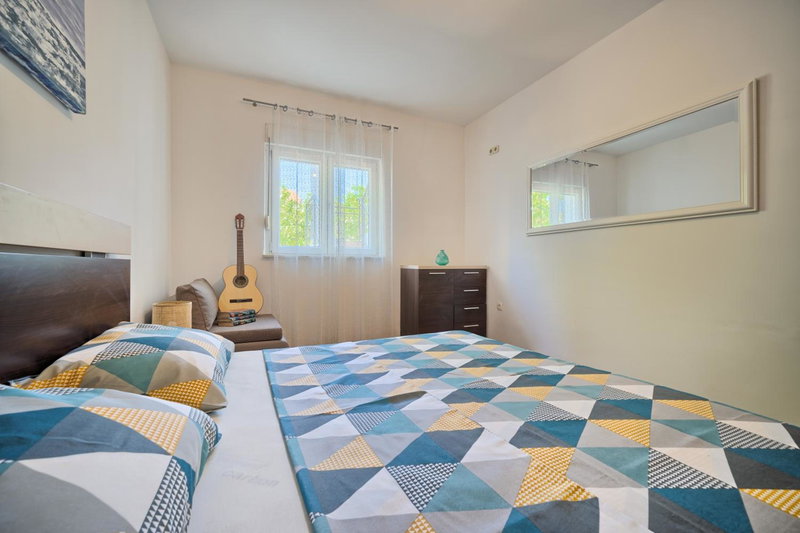 Apartments Meštrović with heated swiming pool- near Split, Kaštela, Croatia