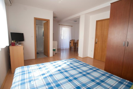 Apartments Maric with parking, Umag, Croatia