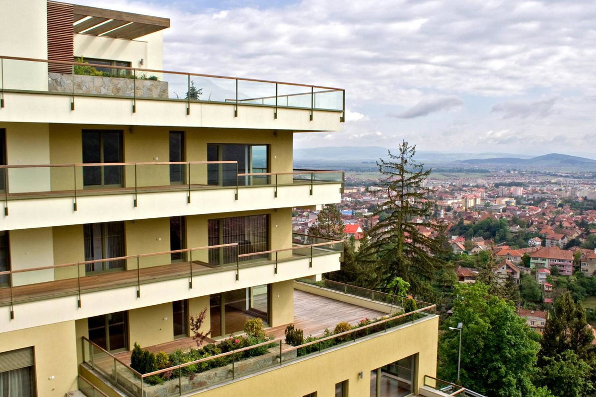 With a View Residence - Luxury Apartament - Panoramic view over the City, Romania