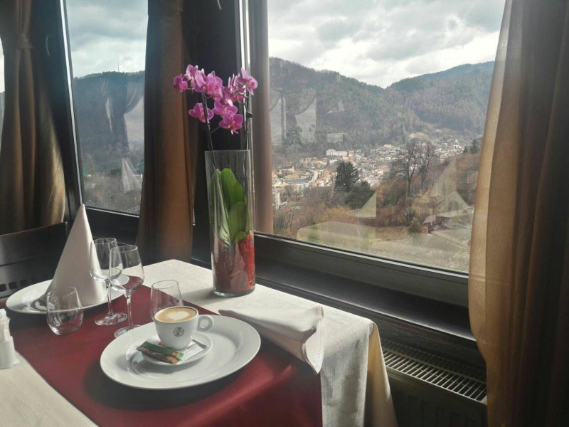 With a View Residence - Luxury Apartament - Panoramic view over the City, Braşov, Romania