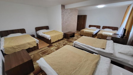 Boutique Global, Braşov, Romania