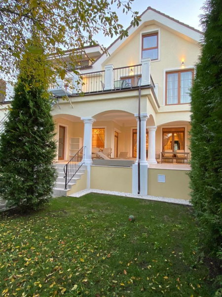 ApartamentS, Râşnov, Romania