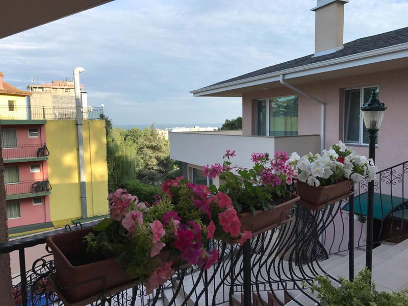 62A Doctor Luben Lazarov Street, Varna City, Bulgaria