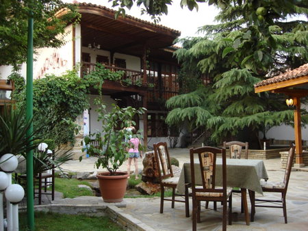 Chakarova Guest House, Sliven, Bulgaria