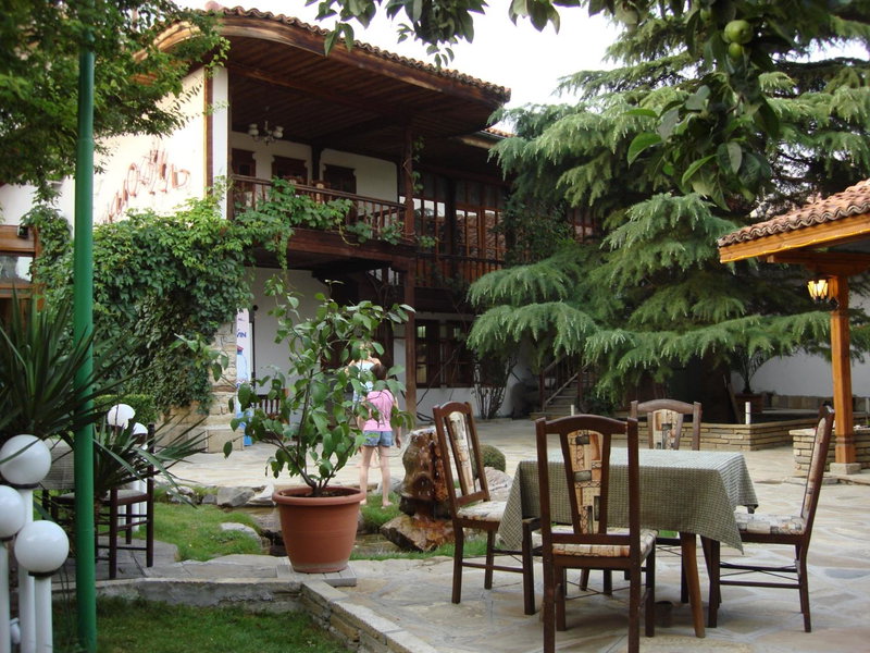 Chakarova Guest House, Sliven, Bulgaria
