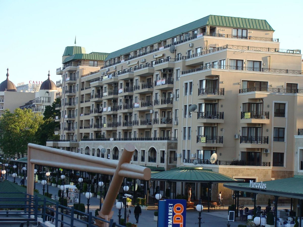 Admiral Apartments, Bulgaria