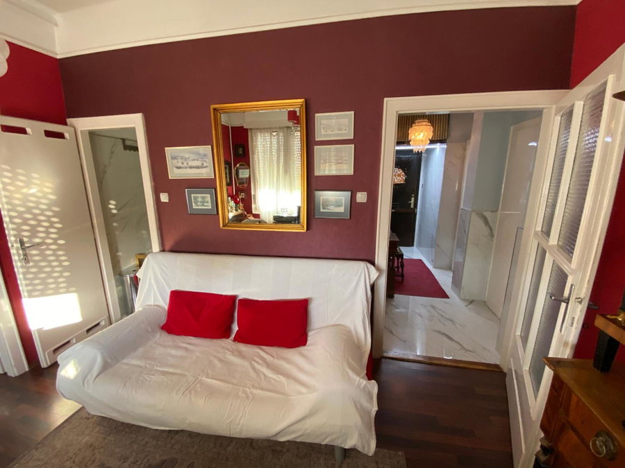 Lonyay Street Apartment, Budapest, Hungary