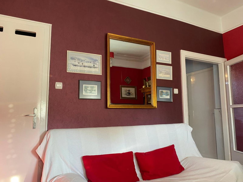Lonyay Street Apartment, Budapest, Hungary