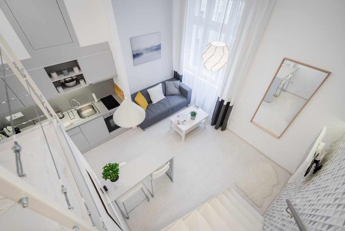 BpR Cerebria Home, Hungary