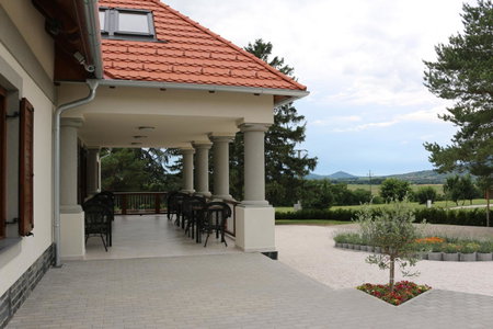 Villa Tolnay Vendégház, Gyulakeszi, Hungary