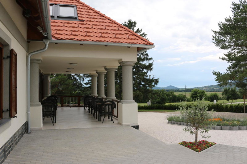 Villa Tolnay Vendégház, Gyulakeszi, Hungary