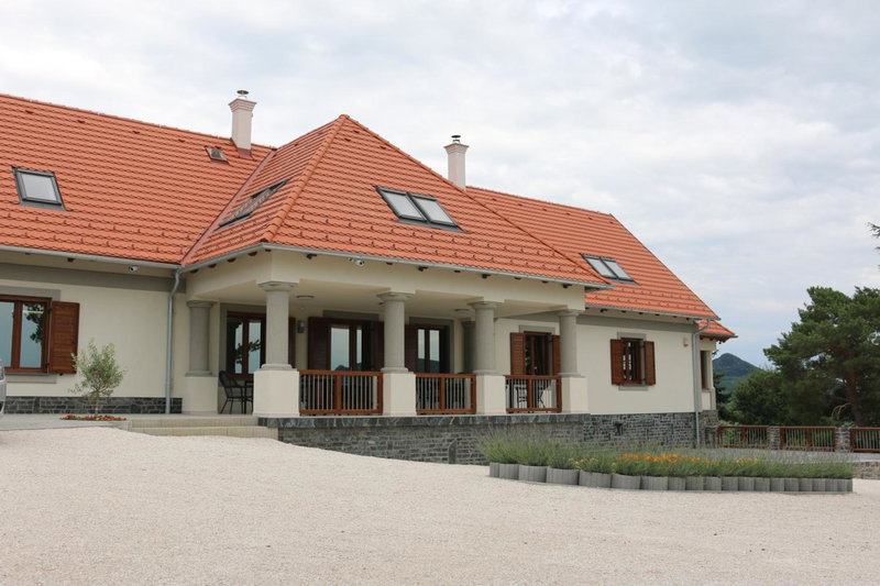 Villa Tolnay Vendégház, Gyulakeszi, Hungary