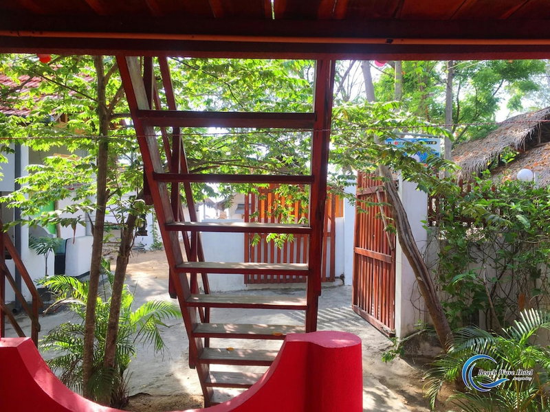 Beach Wave Hotel, Arugam Bay, Sri Lanka