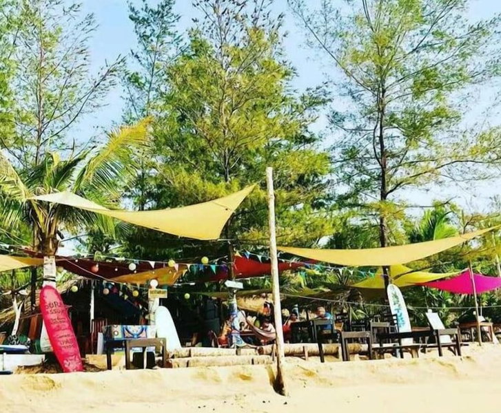 Beach Wave Hotel, Arugam Bay, Sri Lanka
