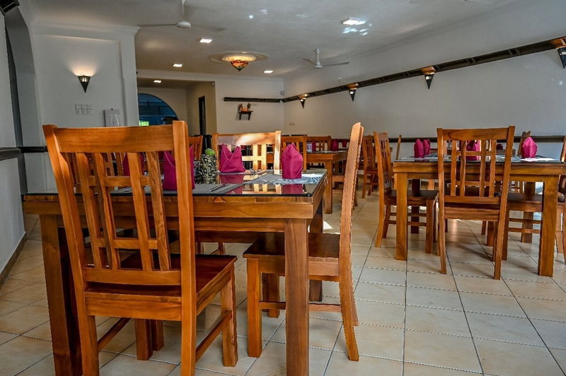 Paradise Holiday Village, Negombo, Sri Lanka