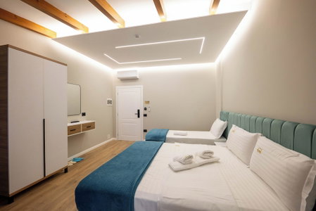 Golemi Lux Hotel, Golem, Albania