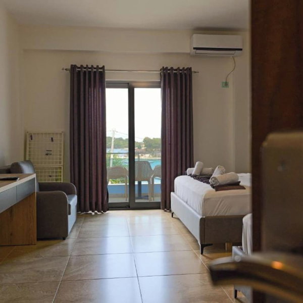 Esmerald Hotel, Ksamil, Albania