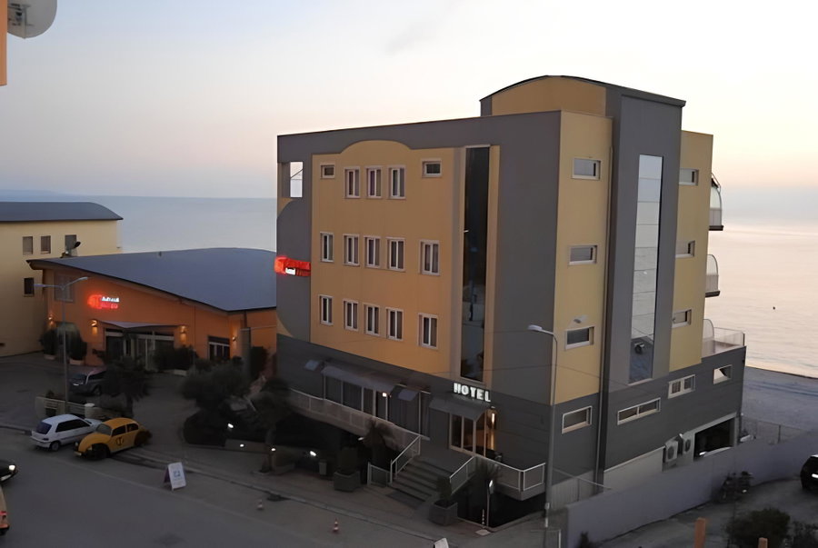 Aragosta, Durrës, Albania