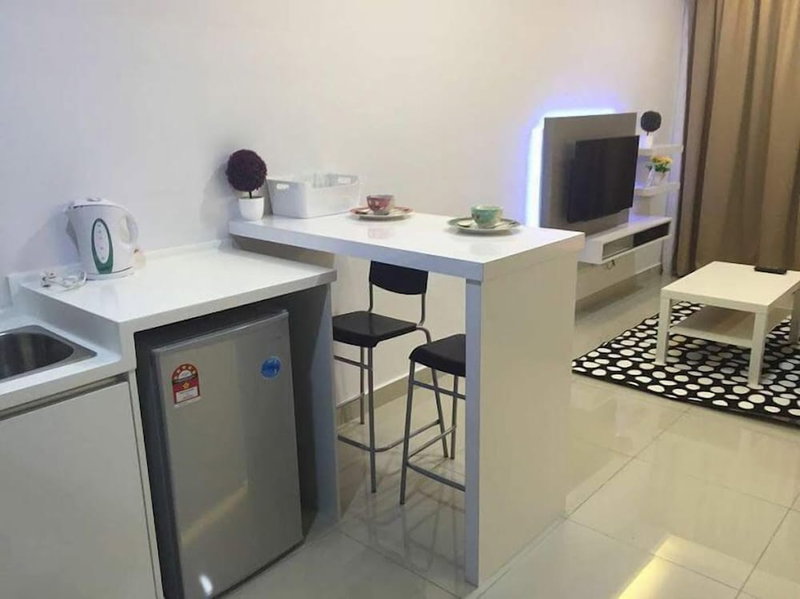 De Houz - Trefoil Setia Alam Home Stay, Shah Alam, Malaysia