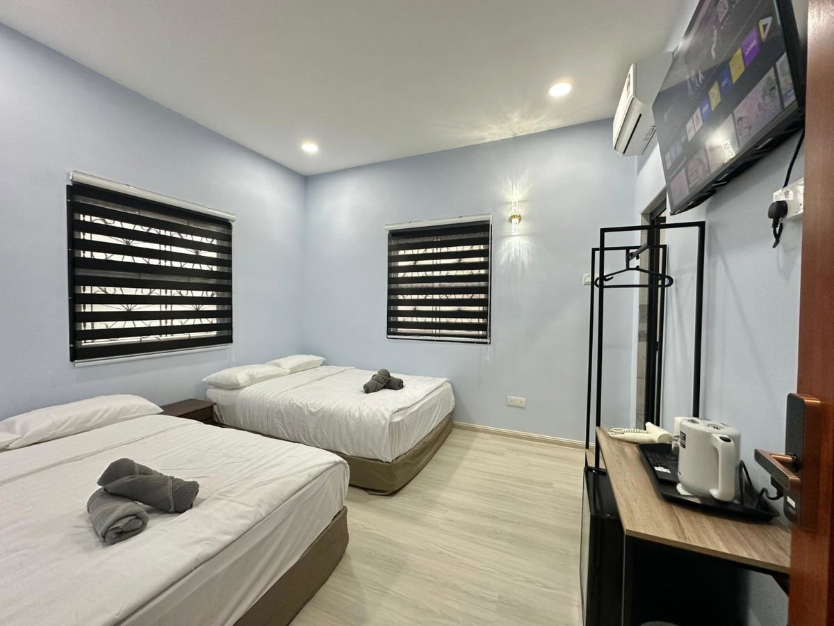 Hotel · Century Sapphire - Near KSL & Holiday Plaza, Johor Bahru