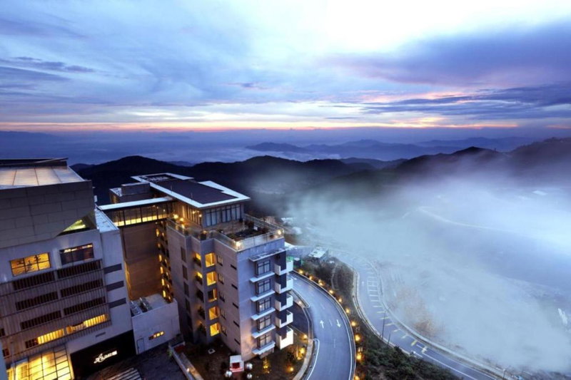 Hilltop Cloud View Genting Luxury Suite, Genting Highlands, Malaysia