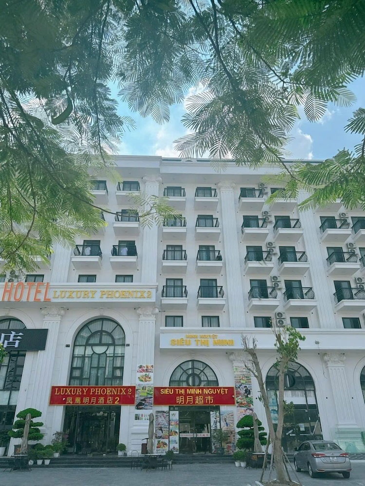 Luxury Phoenix Hotel 2, Vietnam