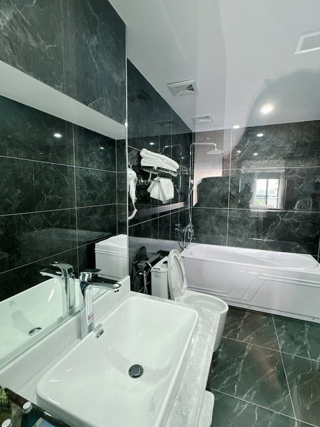 Luxury Phoenix Hotel 2, Bac Ninh, Vietnam