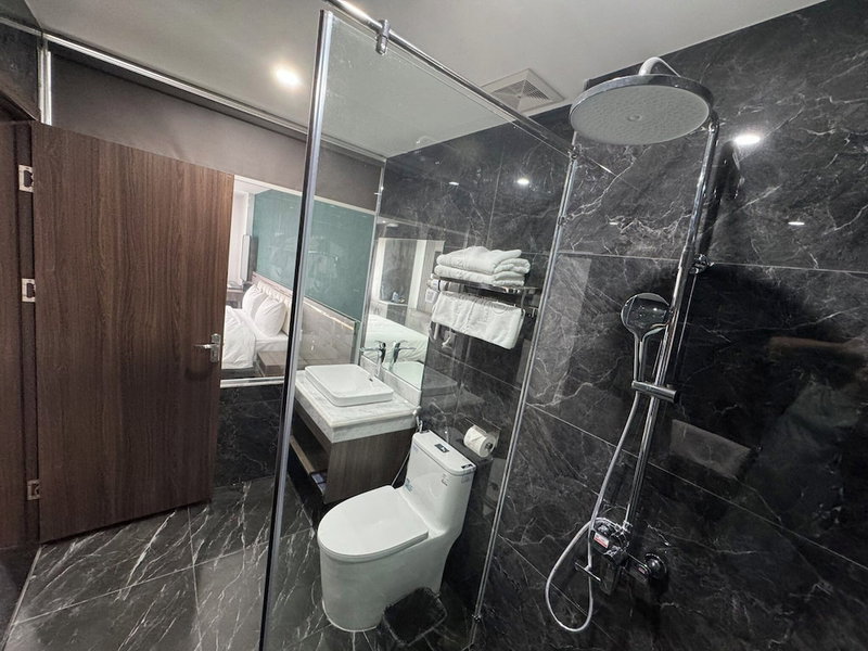 Luxury Phoenix Hotel 2, Bac Ninh, Vietnam