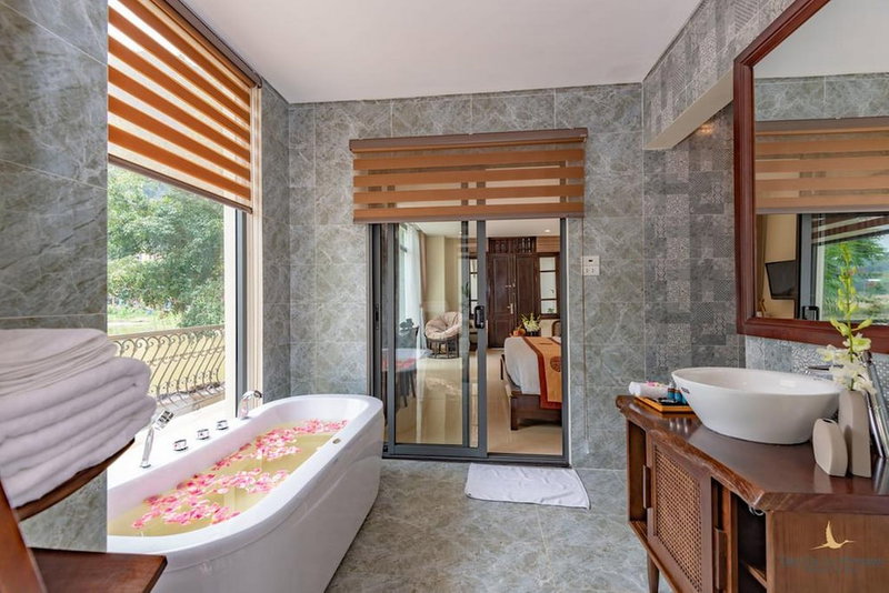Tam Coc La Montagne Resort & Spa, Hoa Lu, Vietnam
