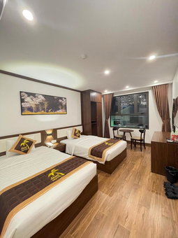 Aland Hotel, Ha Long, Vietnam