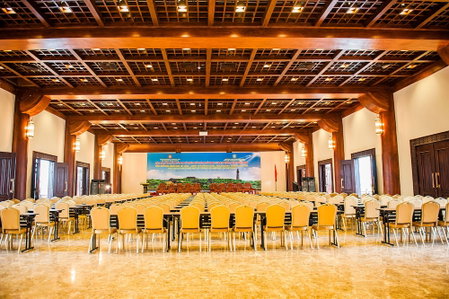 Bai Dinh Hotel, Gia Vien, Vietnam