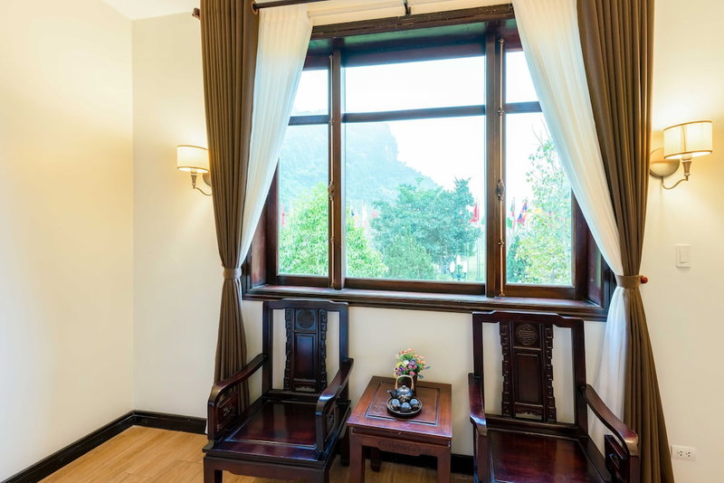 Bai Dinh Hotel, Gia Vien, Vietnam