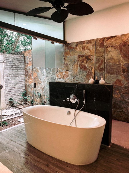 FLAMIGO ĐẠI LẢI RESORT - Villa View Hồ, Ngọc Quang, Vietnam