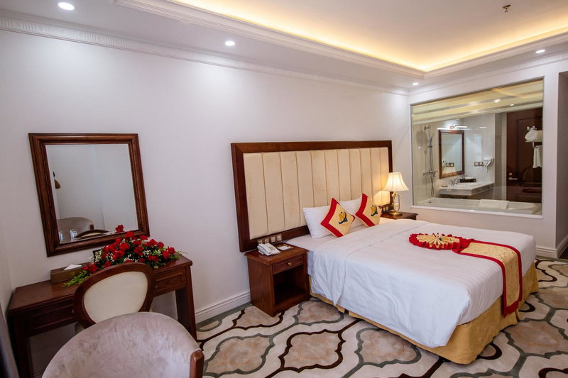 The Shine 2 Hotel & Apartment, Ðông Khê, Vietnam