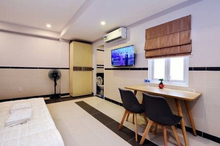 BinBin Hotel 5 - Near Lotte Mart D7, Ho Chi Minh City, Vietnam