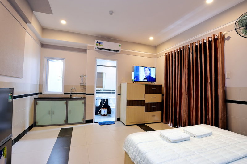 BinBin Hotel 5 - Near Lotte Mart D7, Ho Chi Minh City, Vietnam