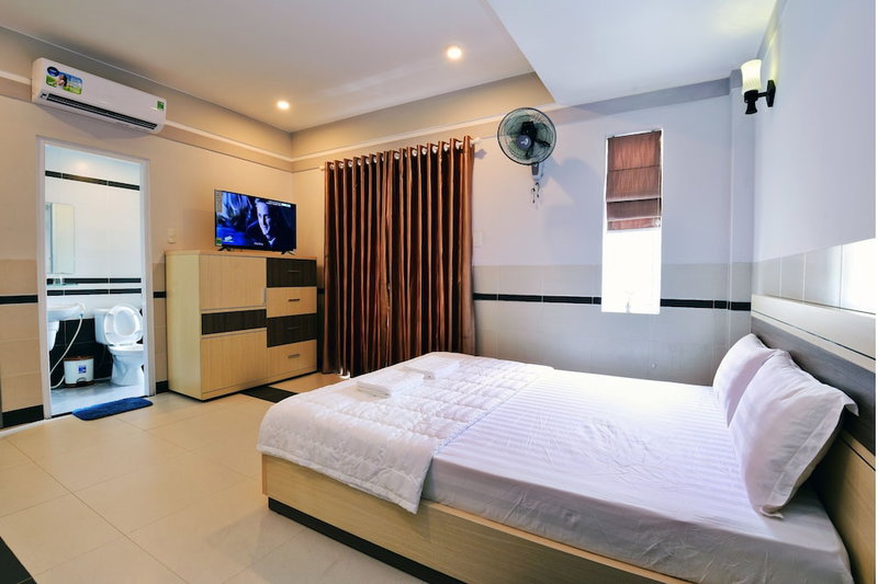 BinBin Hotel 5 - Near Lotte Mart D7, Ho Chi Minh City, Vietnam