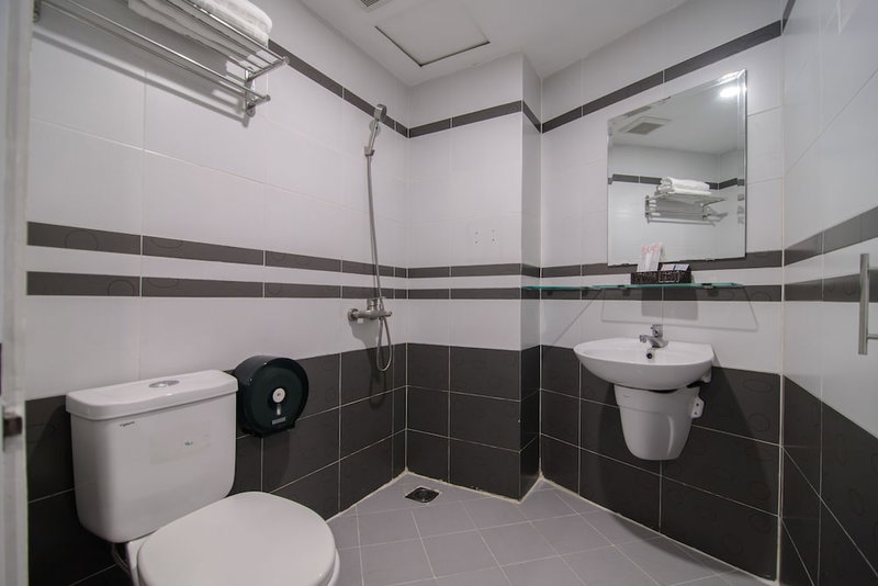 BinBin Hotel 5 - Near Lotte Mart D7, Ho Chi Minh City, Vietnam