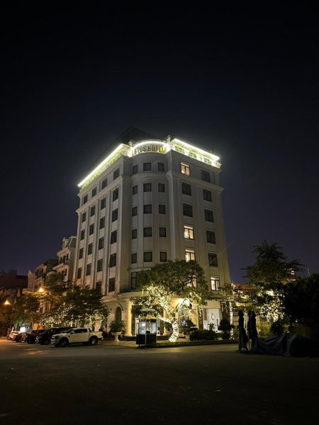 Lotus Hotel & Apartment, Hai Phong, Vietnam