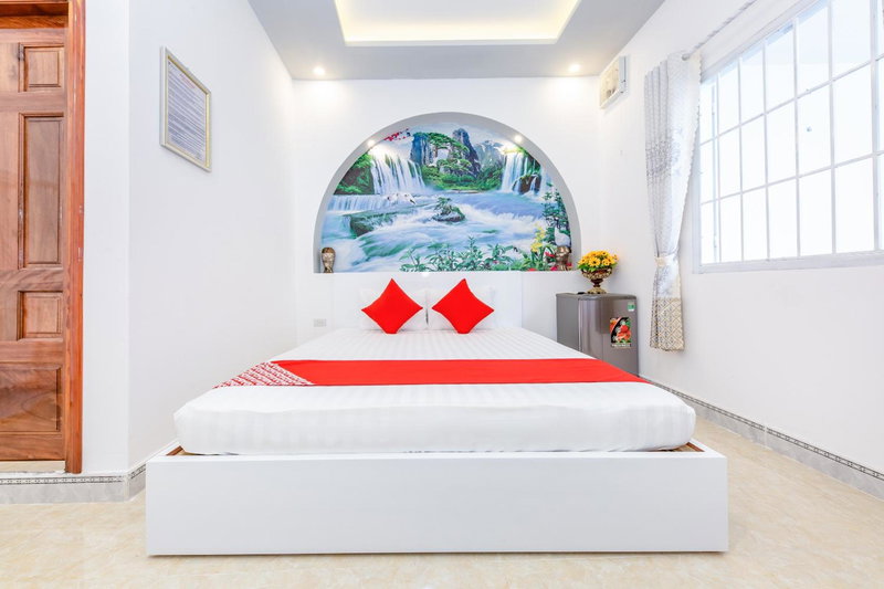 Super OYO 598 Peony Hotel, Cam Ranh, Vietnam