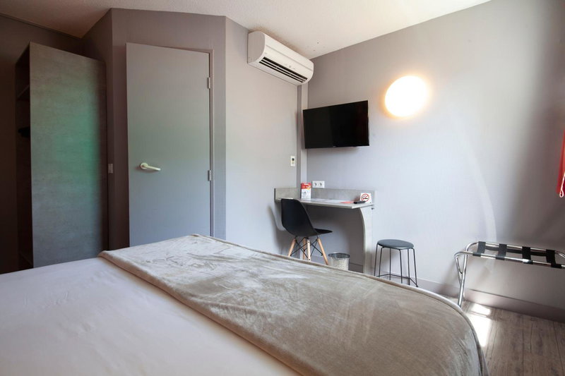 Hotel Lune Etoile, Clermont-Ferrand, France