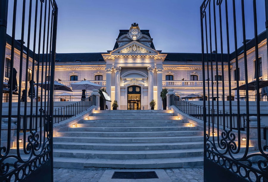 Best Western Premier Hotel de la Cite Royale, Loches, France