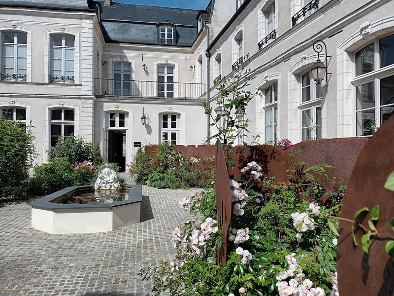 Hotel Loysel le Gaucher, Montreuil-sur-Mer, France