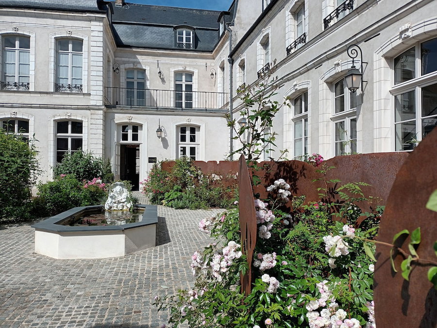 Hotel Loysel le Gaucher, Montreuil-sur-Mer, France