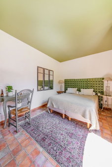 La Prévôté - Luxury Chambres d'hôtes & Gastronomic Restaurant, LʼIsle-sur-la-Sorgue, France