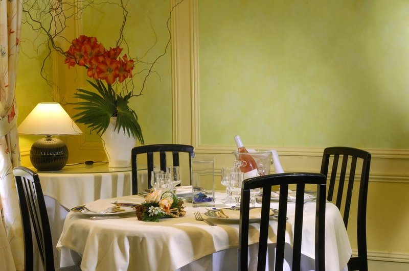 Midland Hôtel - Restaurant Le Derby's, Vichy, France